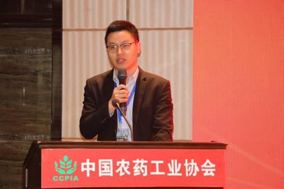 说明: C:UsersccpiaDesktop致辞领导照片致辞IMG_8957.JPG